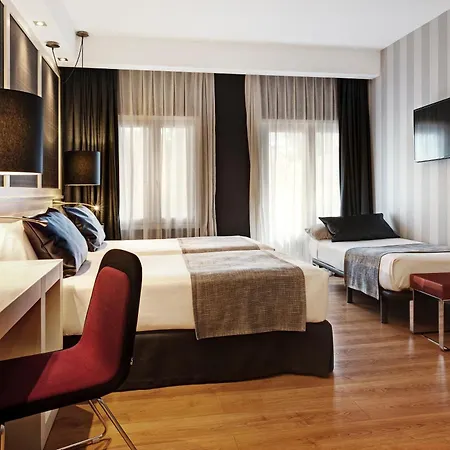 Catalonia Reina Victoria Hotel